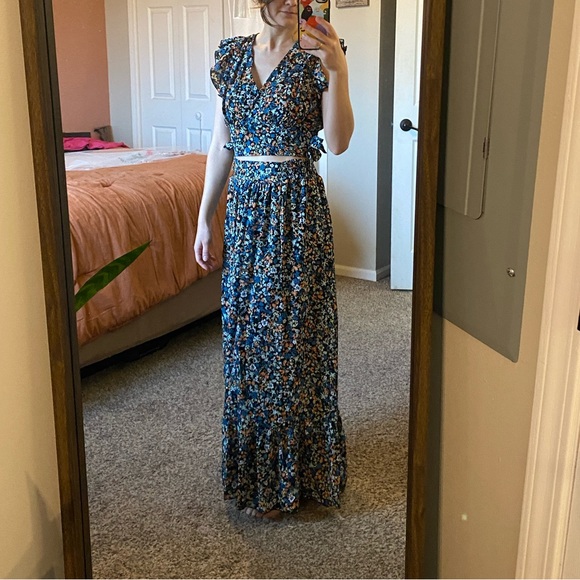 NWOT Deep V Neck 2 Piece Ruffle Cap Sleeve Chiffon Flowy Maxi Set - XSmall - Picture 4 of 6